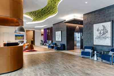 West Tower 24-Hour Concierge West Tower 24-Hour Concierge