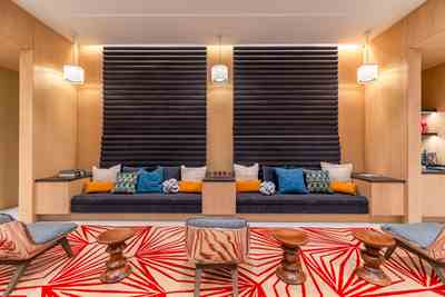 East Tower Lobby Lounge East Tower Lobby Lounge