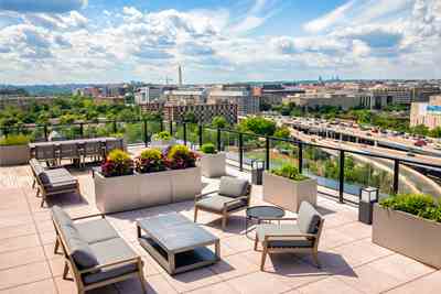 Open seating for flexible social gatherings Open seating for flexible social gatherings